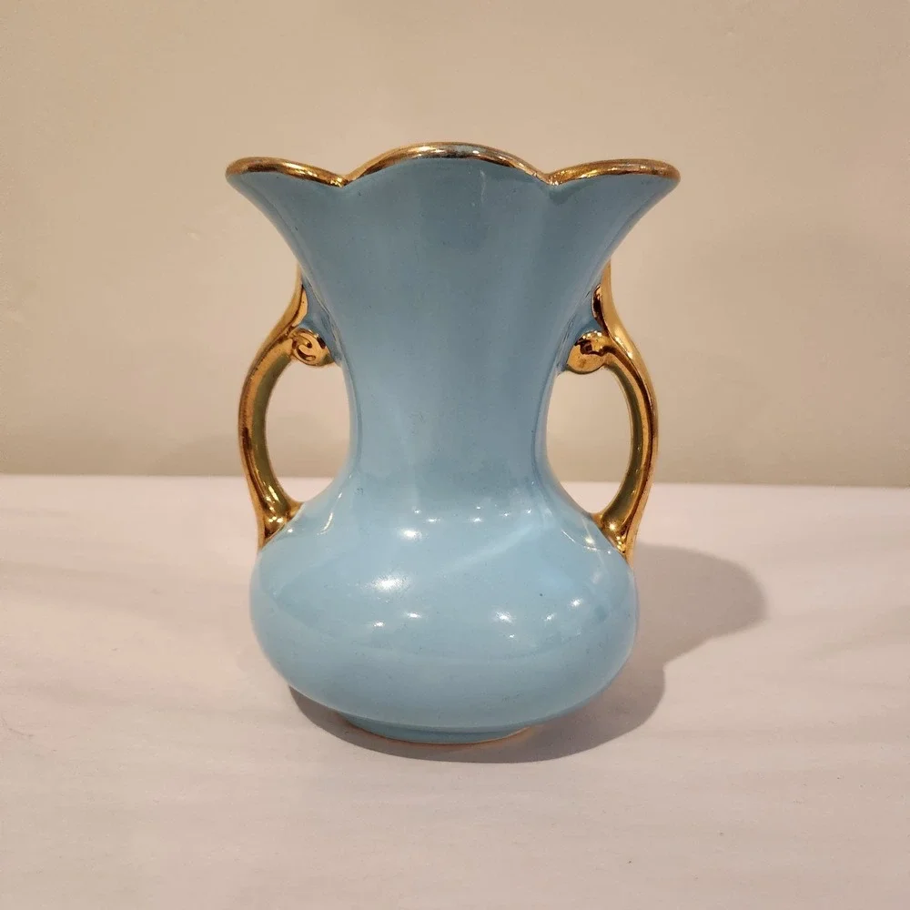 Pearl China Co. Trophy Vase 14k Gold Painted, Slight Scuff Marks, Pictured.